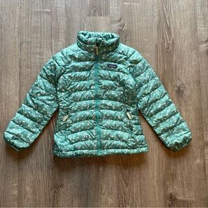 Patagonia Girls Size 10 / Medium Down Sweater Puffer Jacket